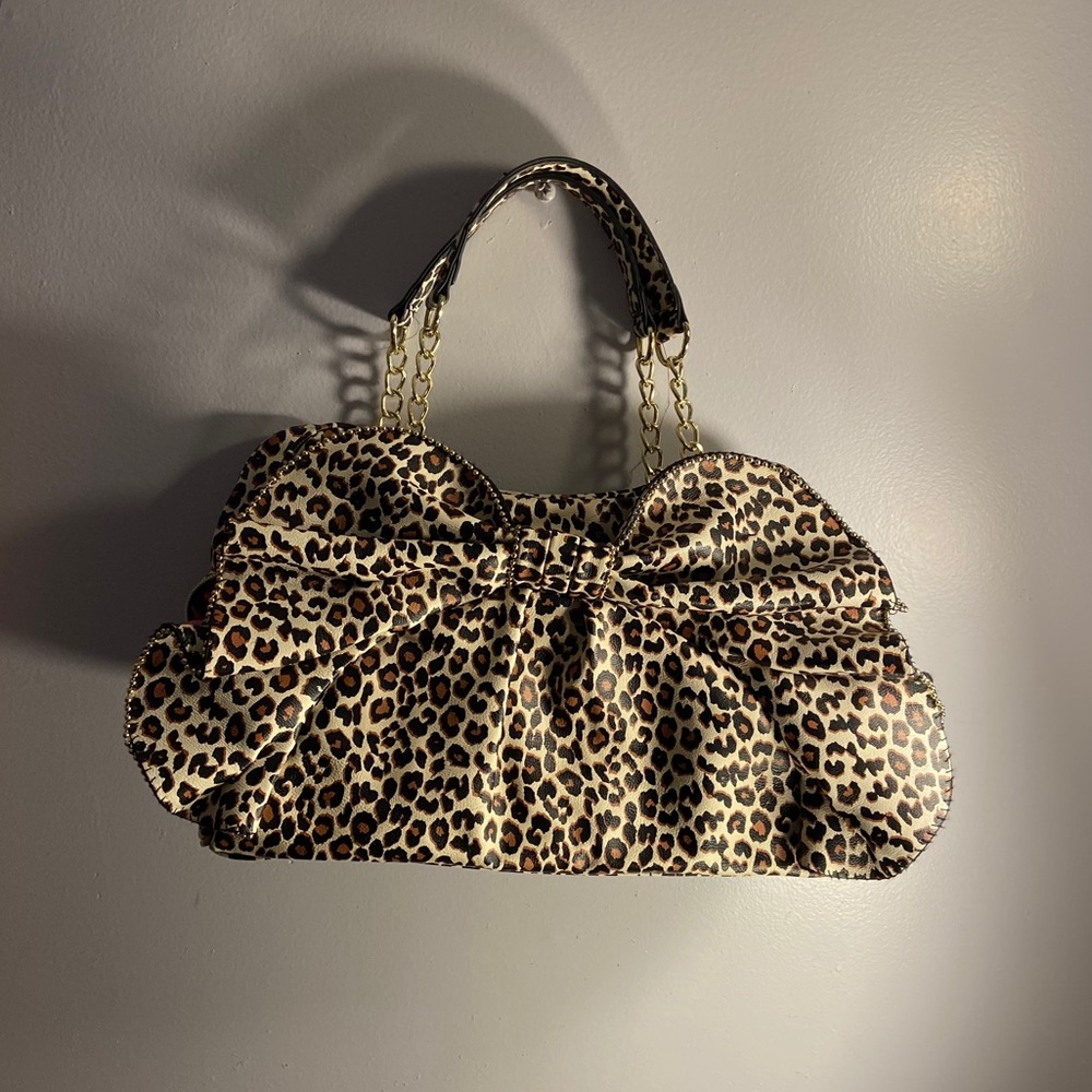BETSEY JOHNSON CHEETAH BOW BAG